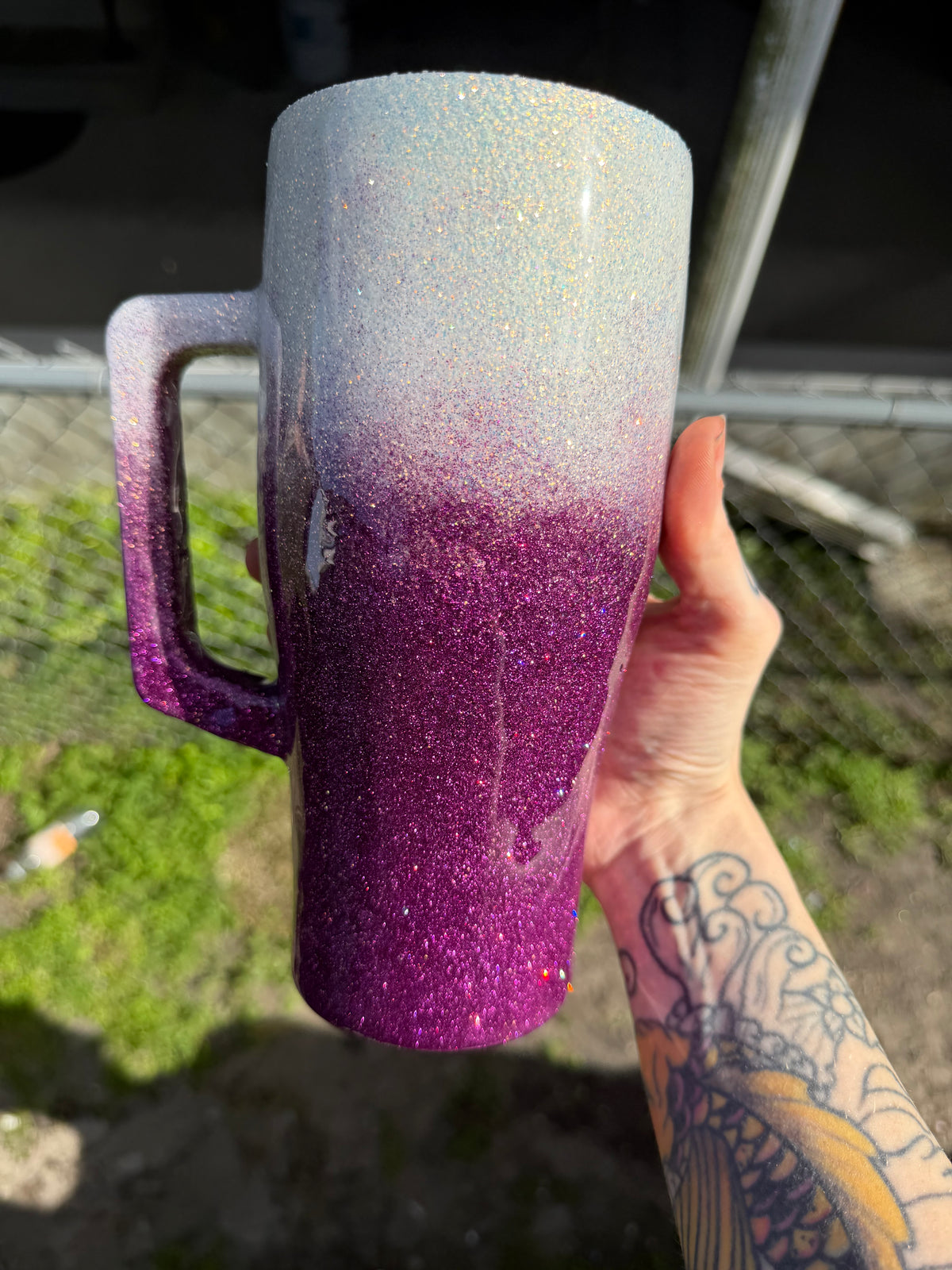 32 oz coffee caddy purple white ombre with handle