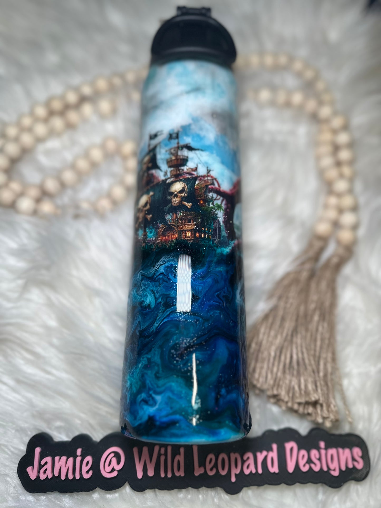 Ls # 37 - 25 oz water bottle