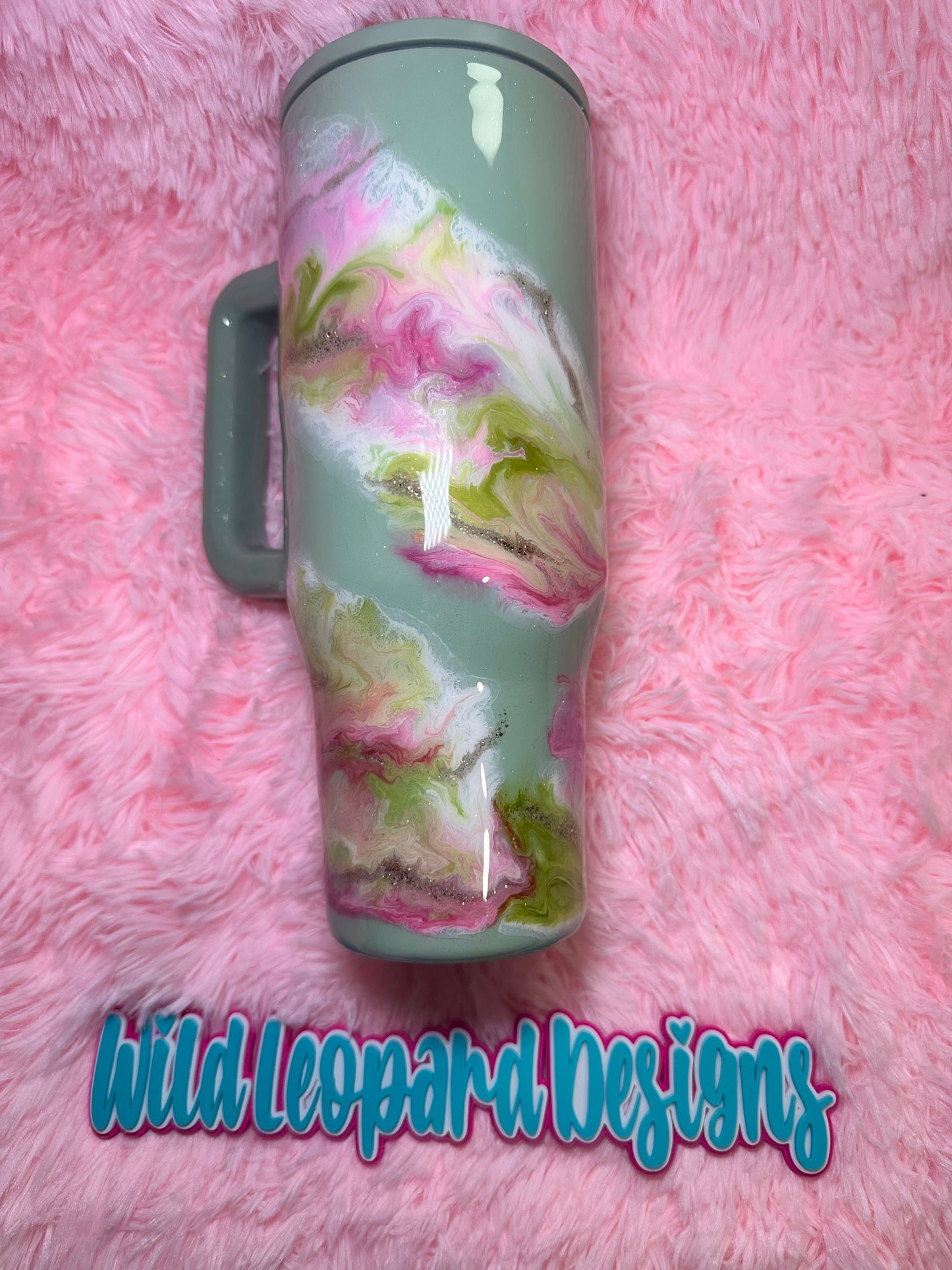 52-40 oz flip lid