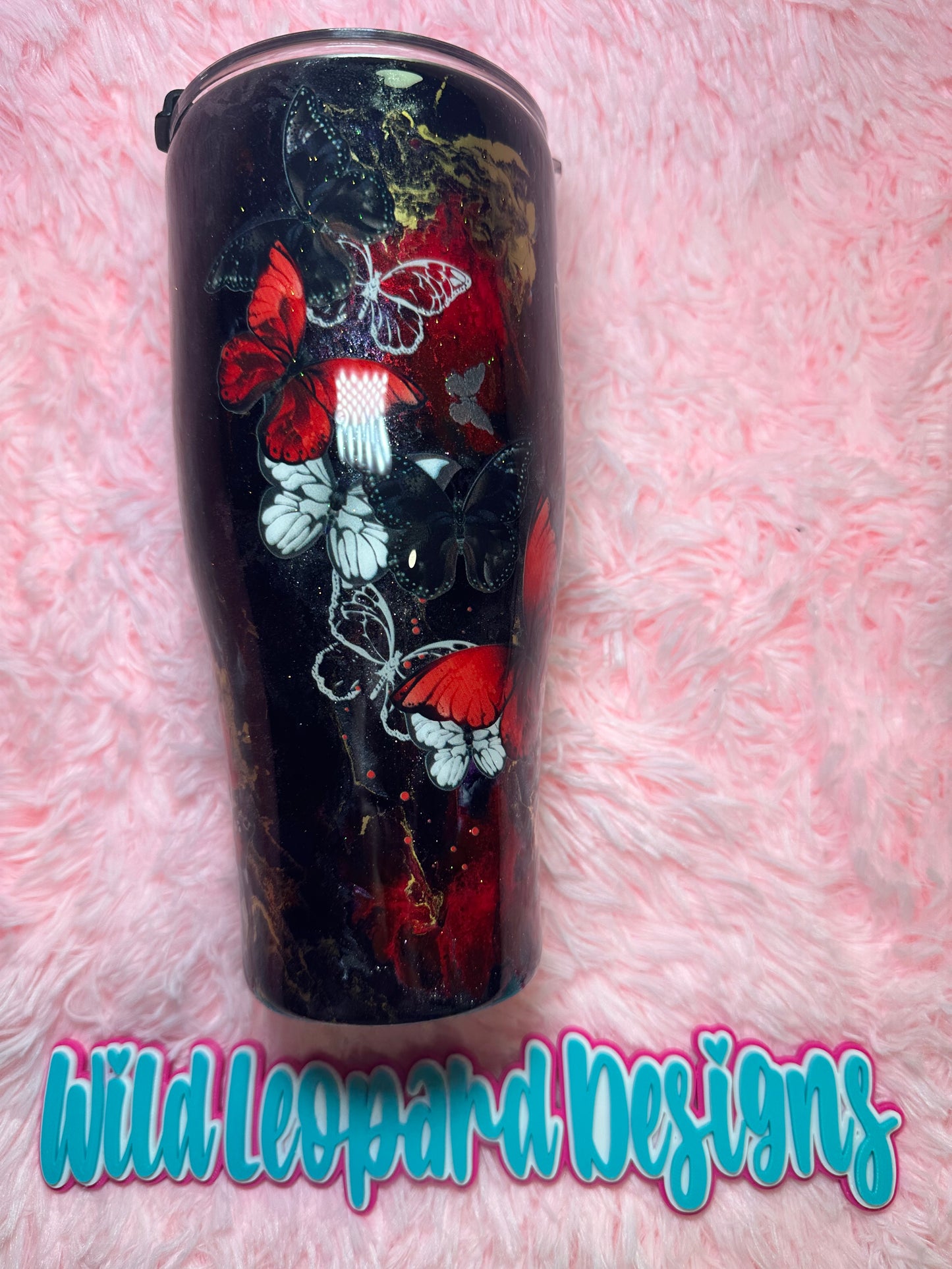 24-30 oz coffee caddy: black marble w red butterflies