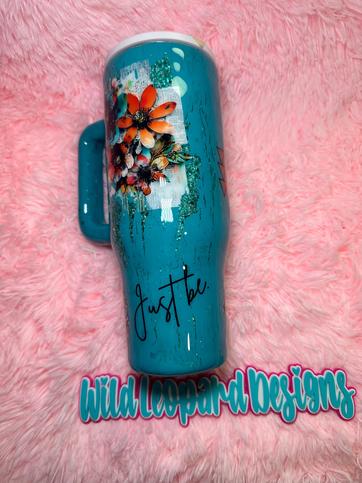 #13- 40 oz handle flip lid