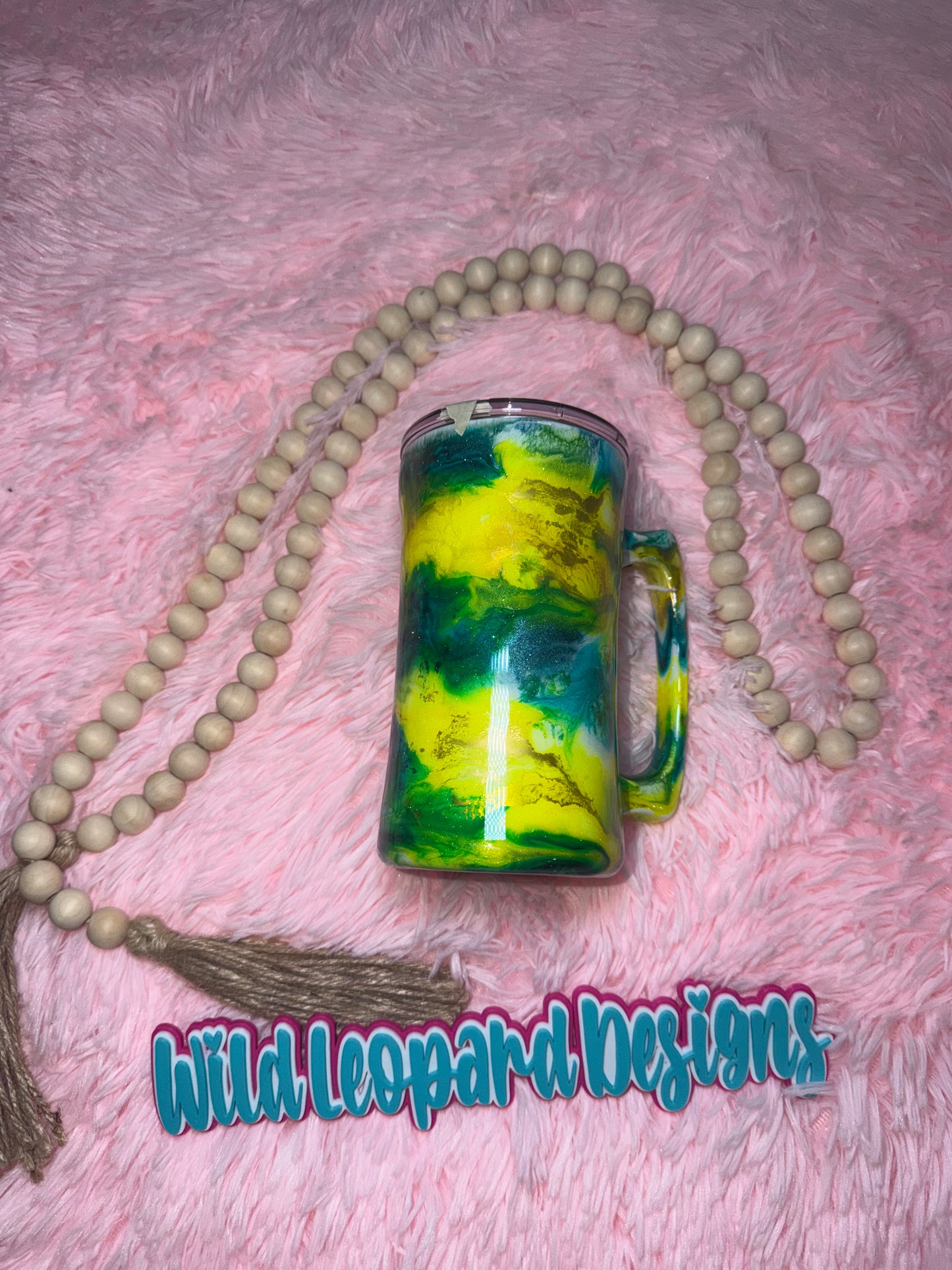 70 - 20 oz beer mug green and yellow