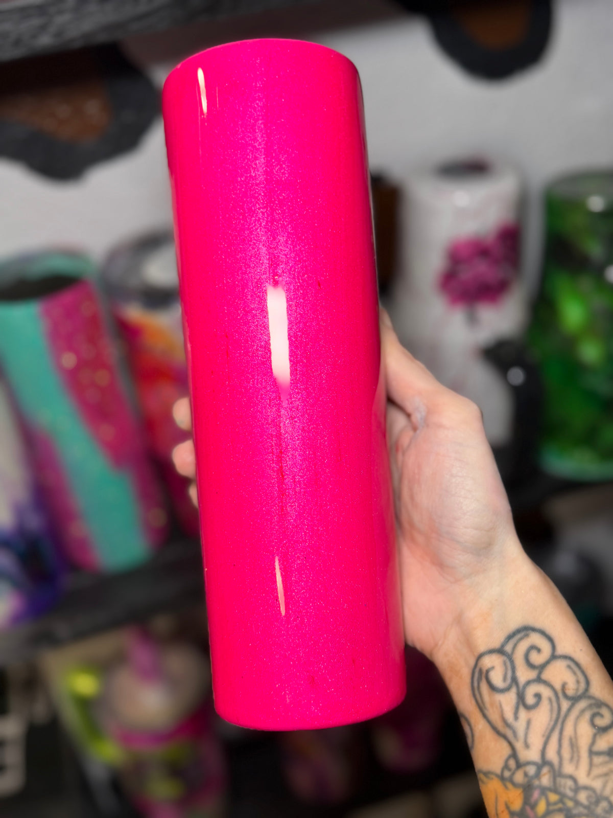 30 oz skinny (pink glow)