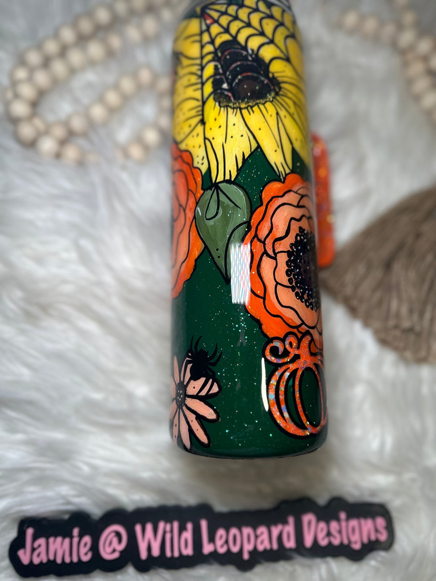 Hand painted with pumpkin peekaboo 30 oz handle