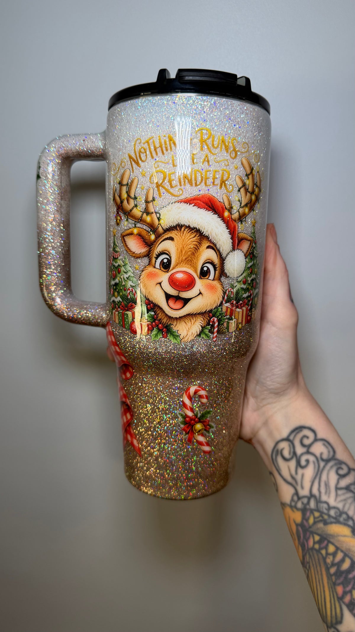 40 oz - reindeer