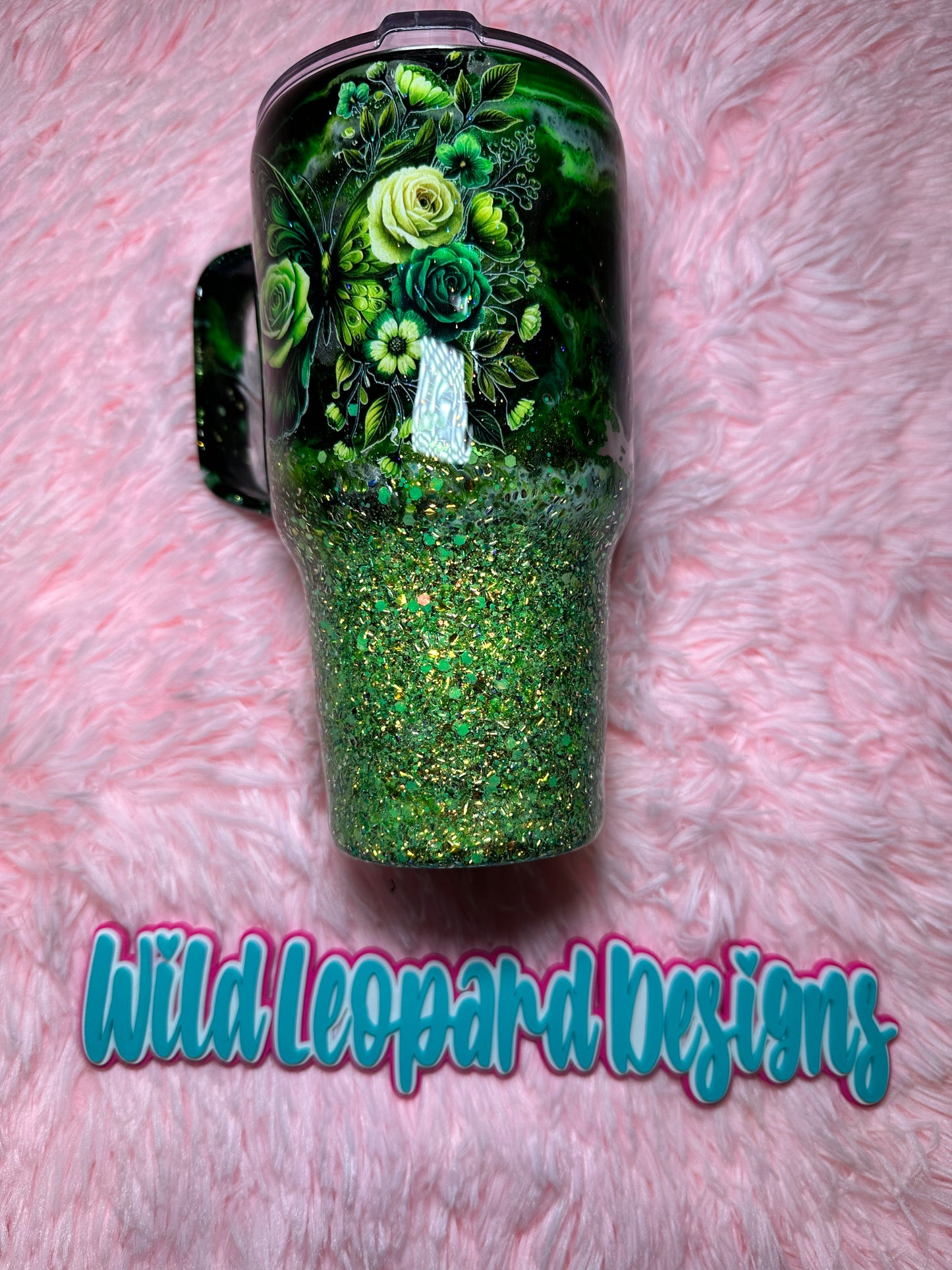 58- 30 oz -green junk in the trunk