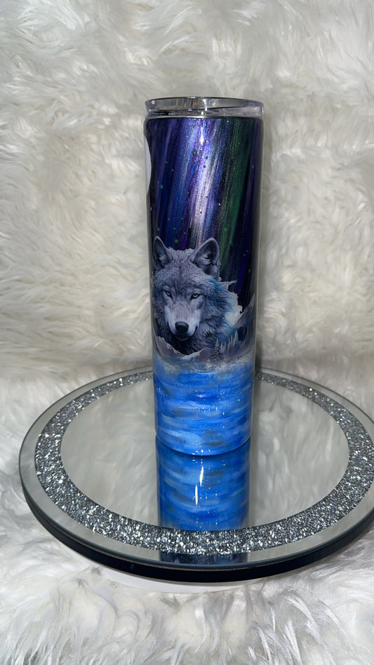 Northern light wolf