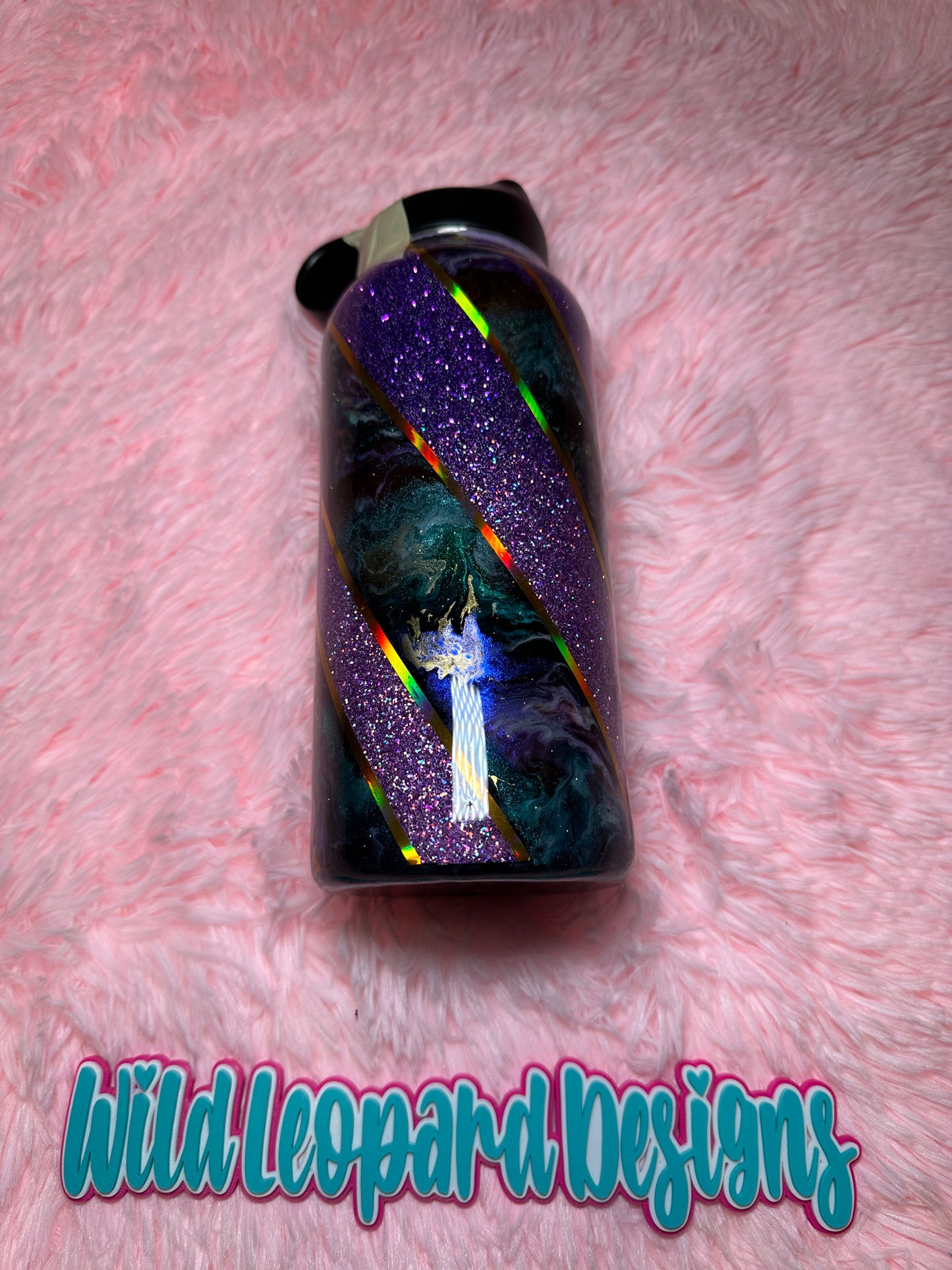 61- 35 oz water bottle purple twisted