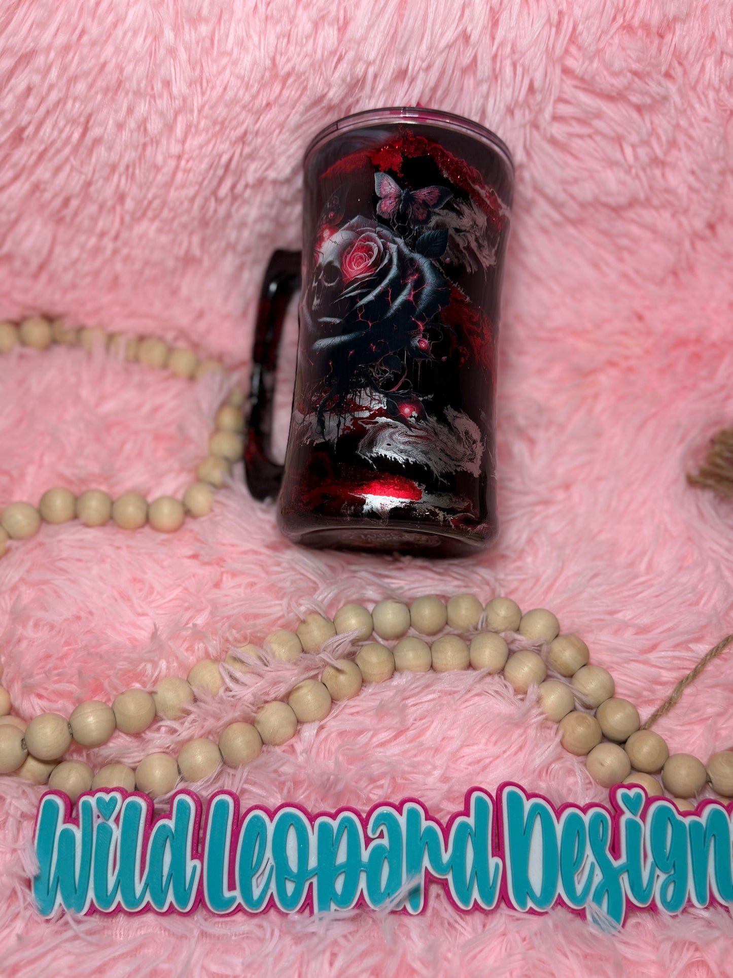 29-20 beer mug red silver skull roses