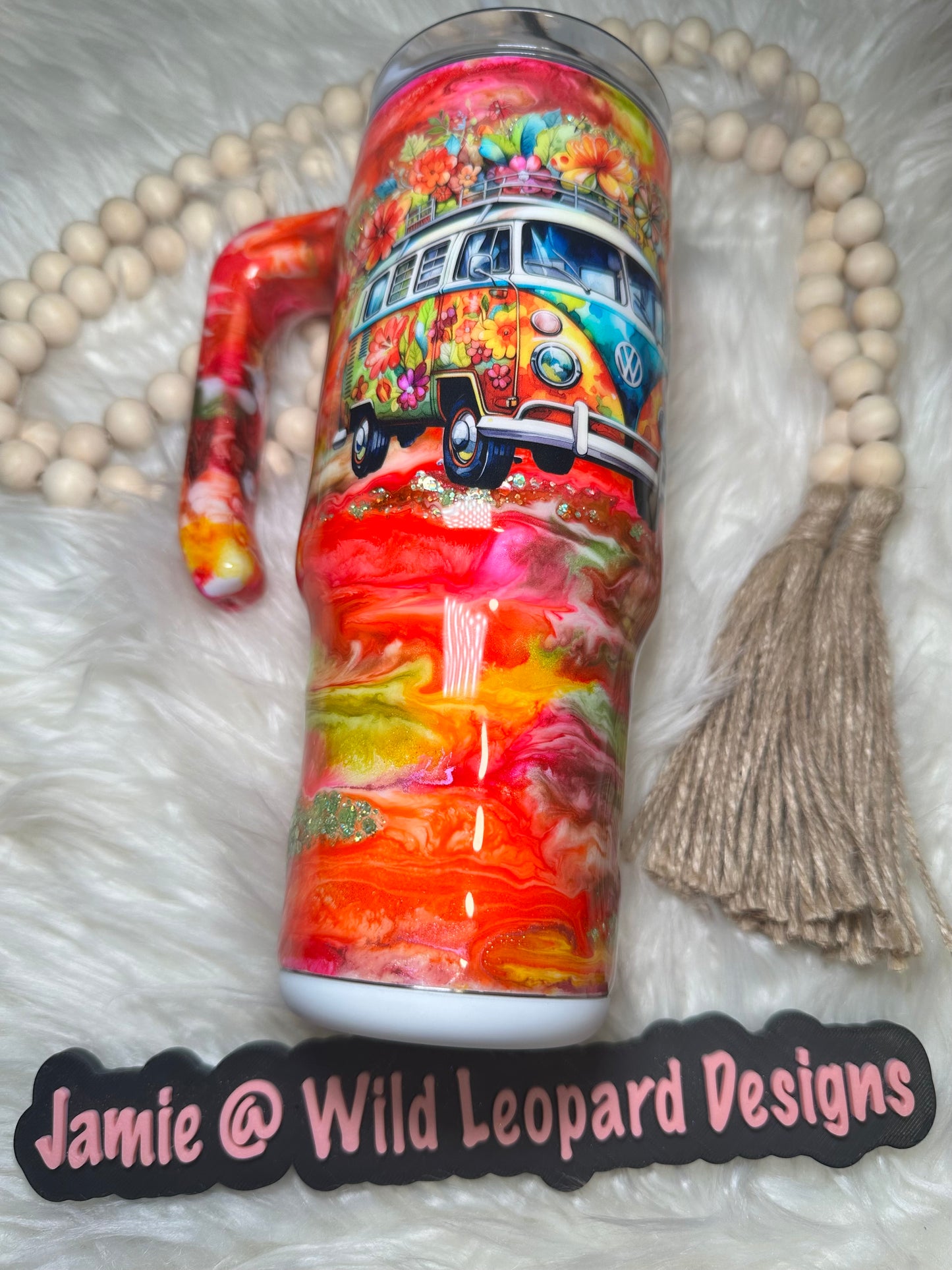 Ls # 31 - 30 oz handle (bottom has storage and twist on and off)