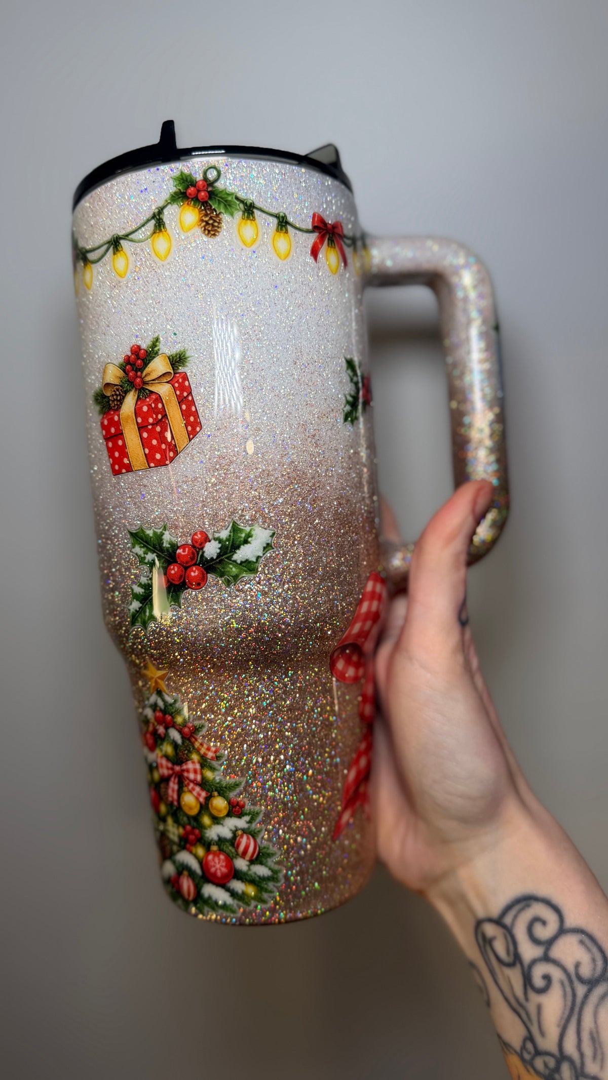 40 oz - reindeer