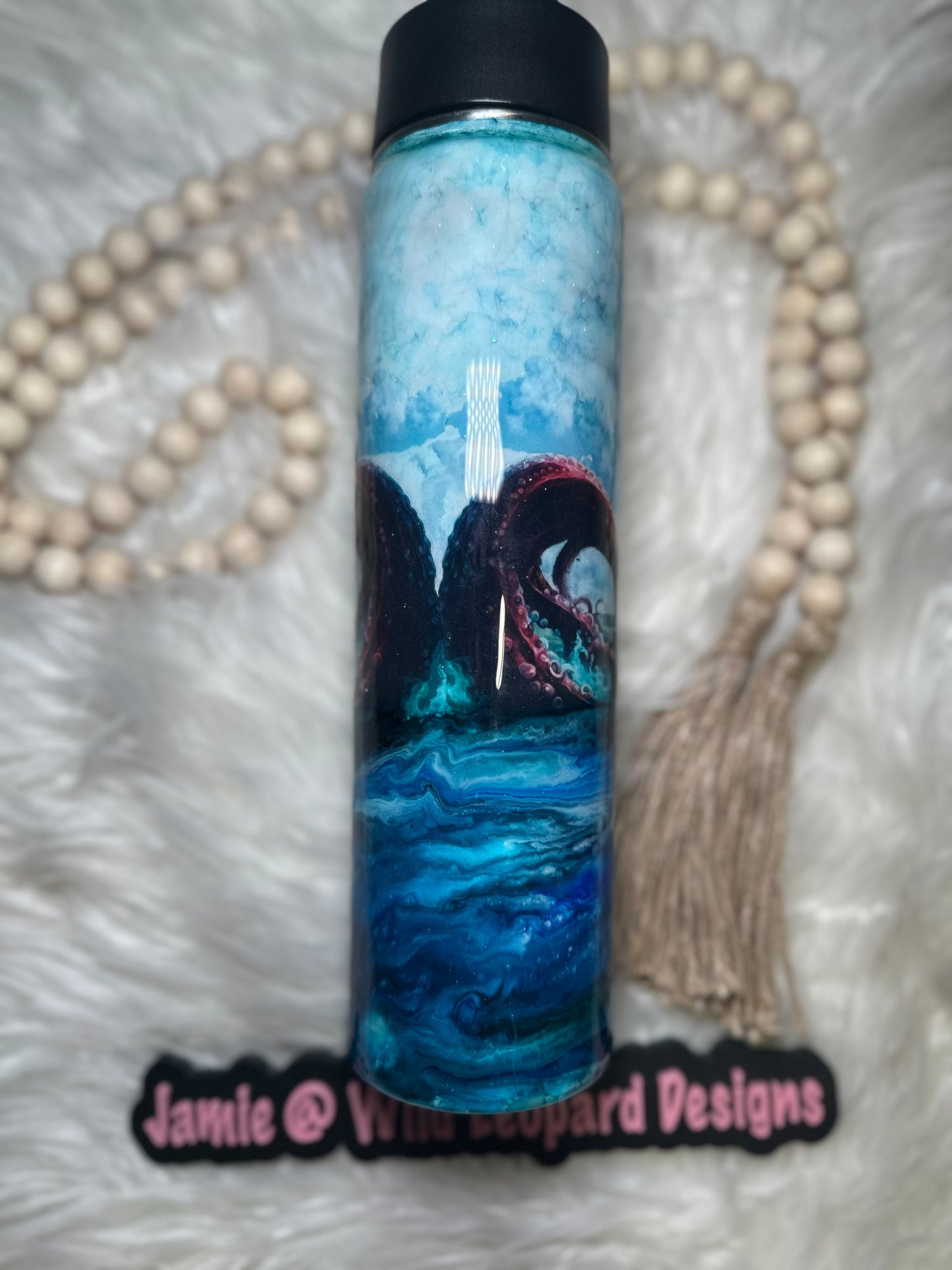 Ls # 37 - 25 oz water bottle