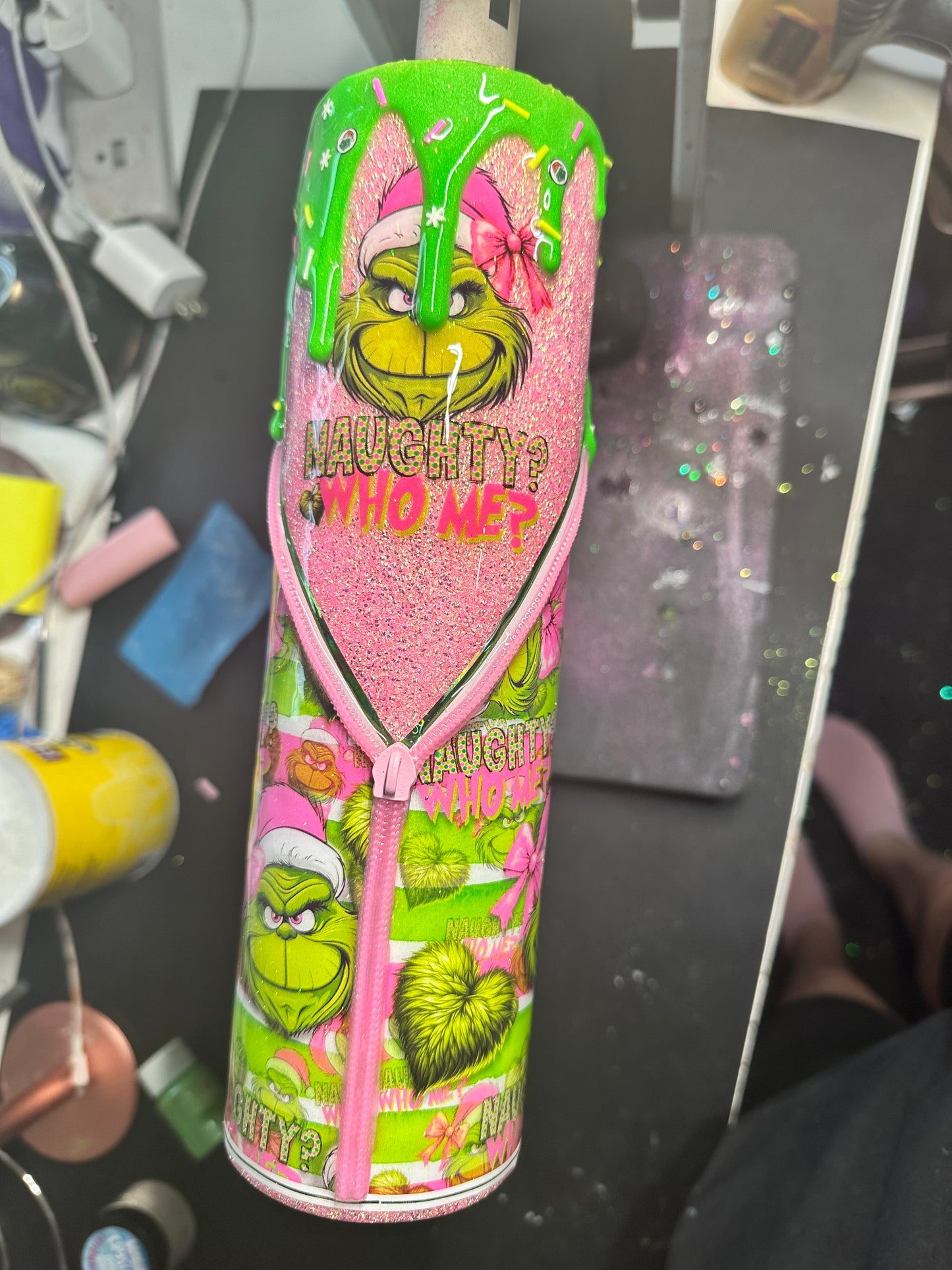 32 oz tipsy pink and green man