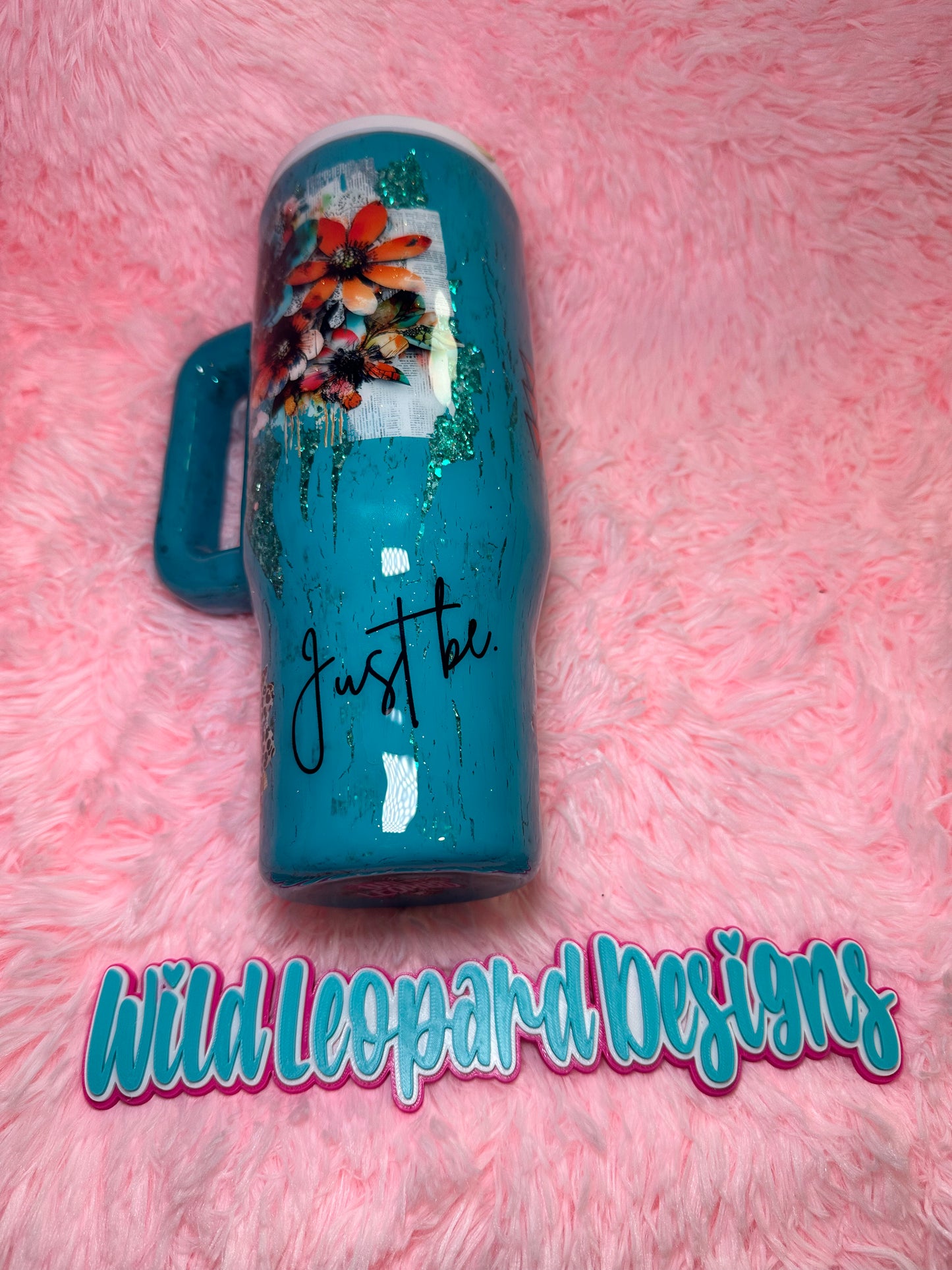 #13- 40 oz handle flip lid