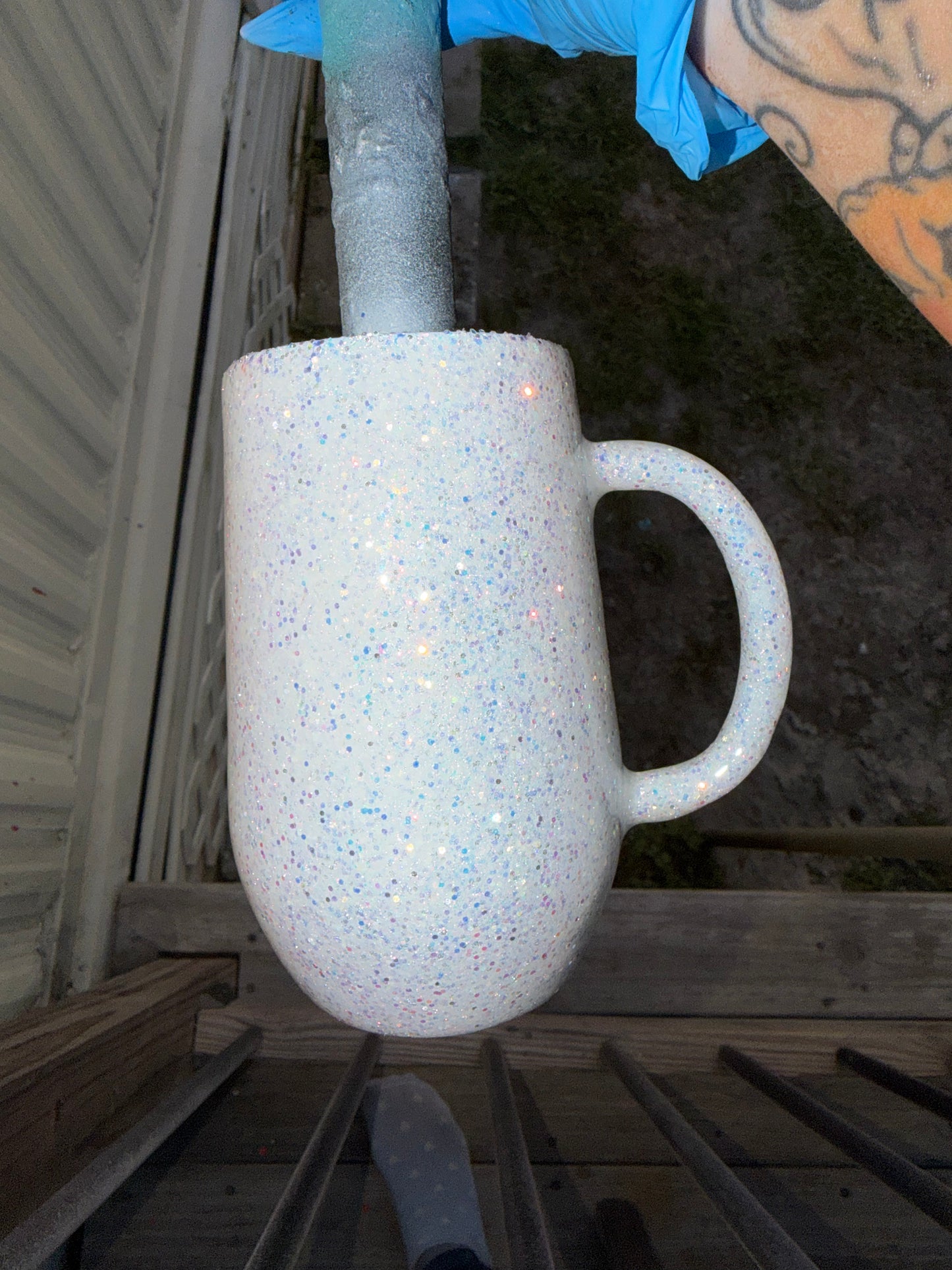 White mug 16 oz