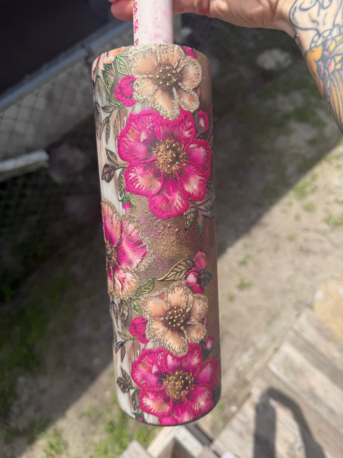 30 oz pink hand glitter