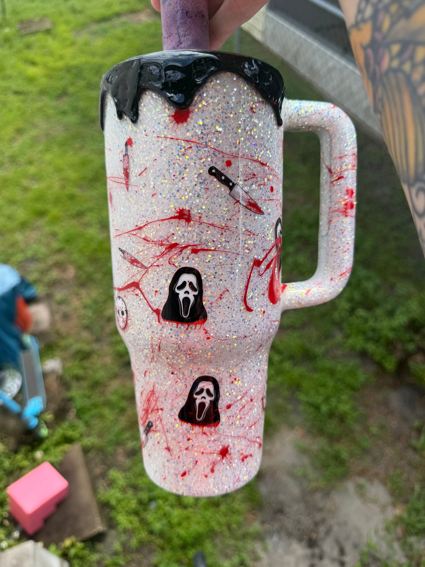 40 oz , gore whore with black drip