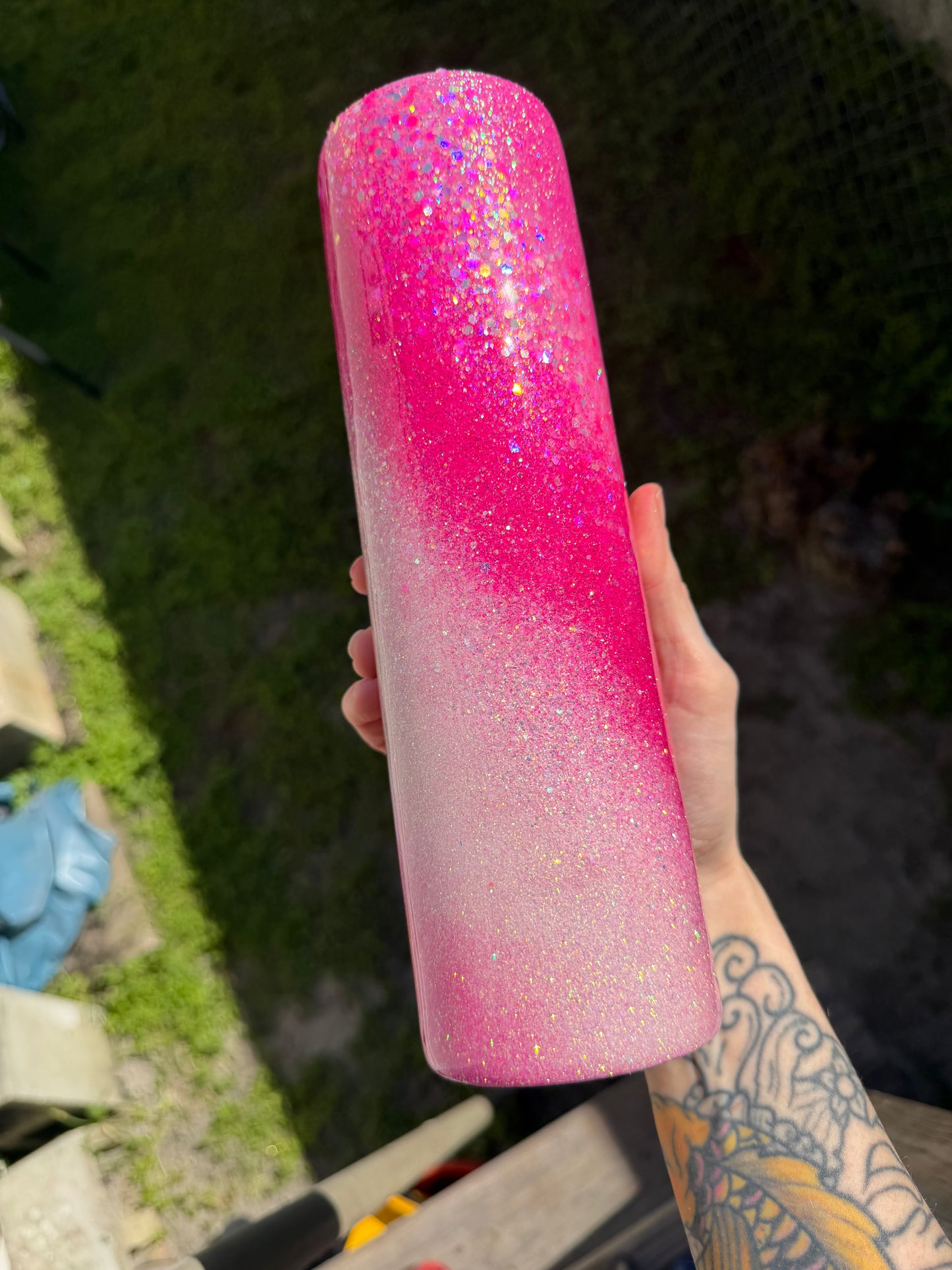 32 oz tipsy - pink swirl