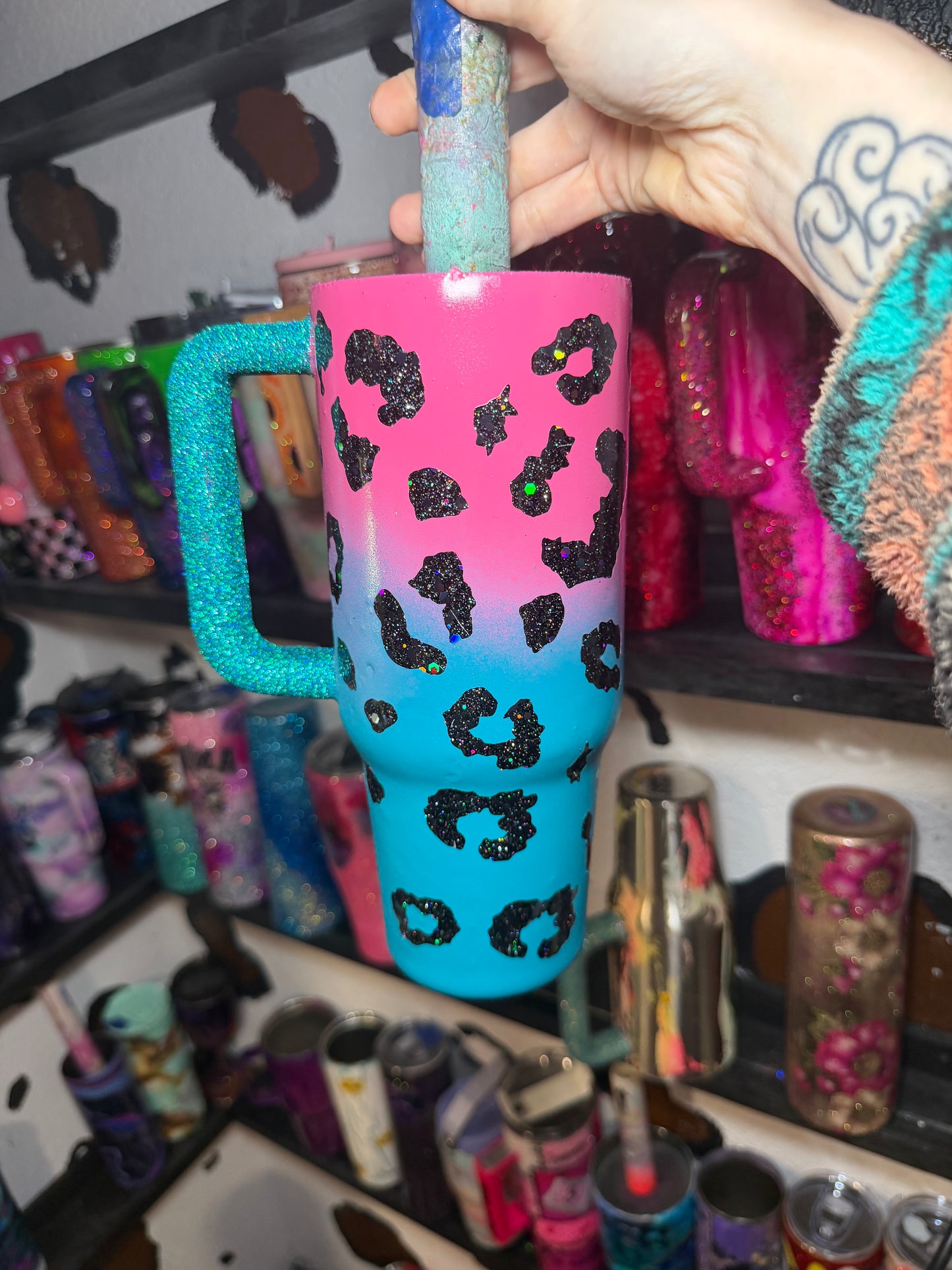 40 oz , teal pink leopard with black glitter