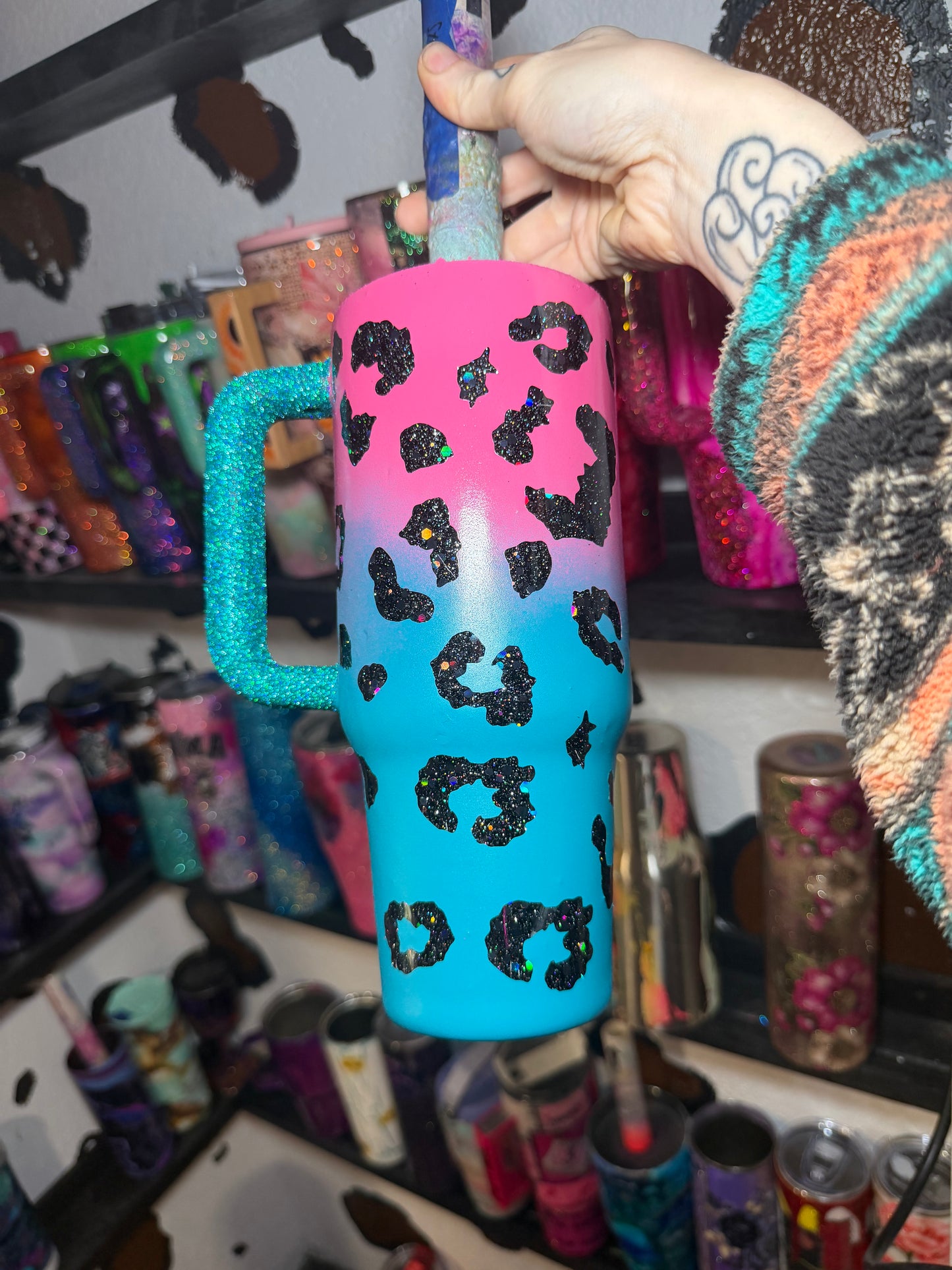 40 oz , teal pink leopard with black glitter