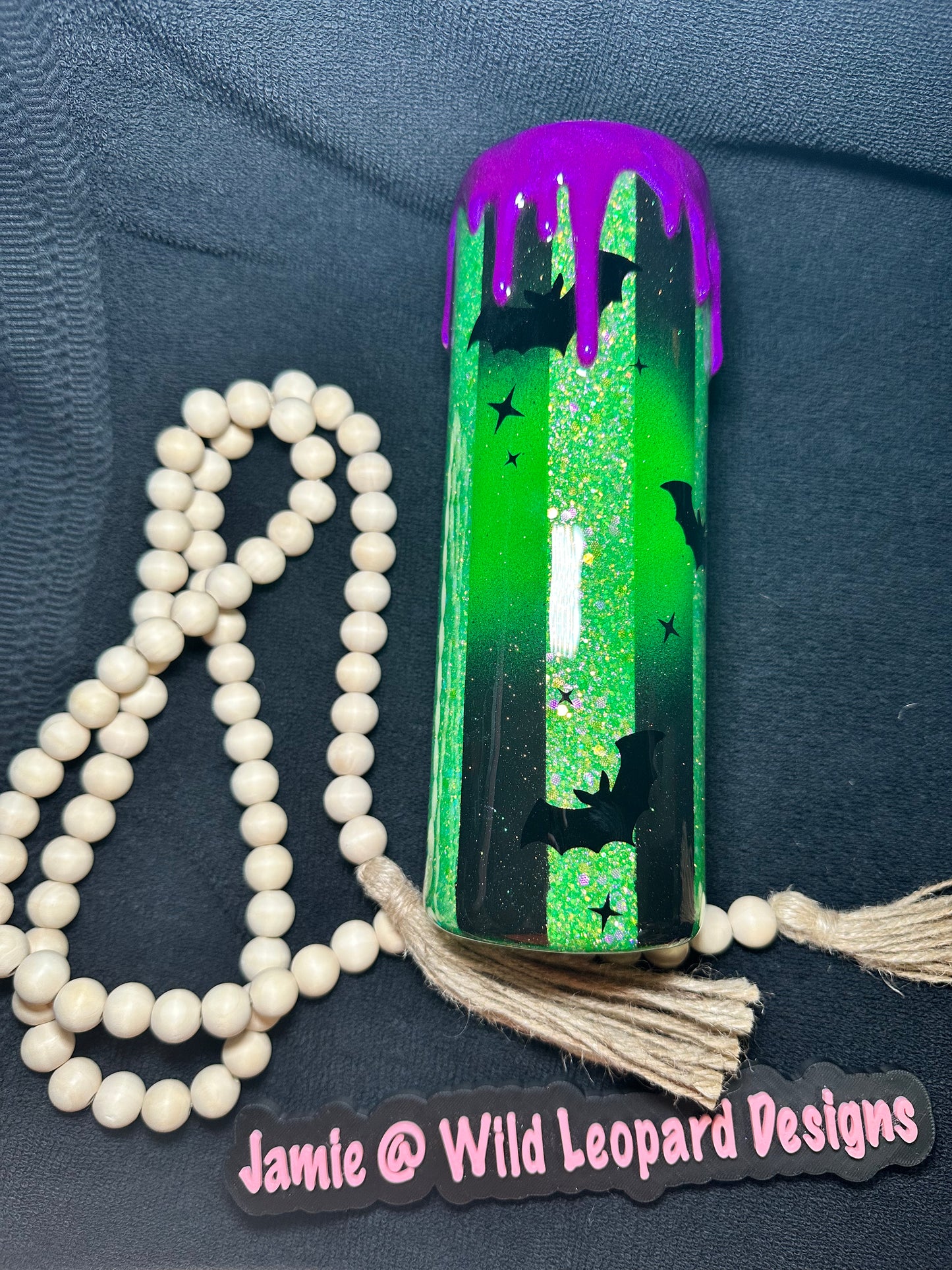 Beetle juice striped 30 oz- gayle