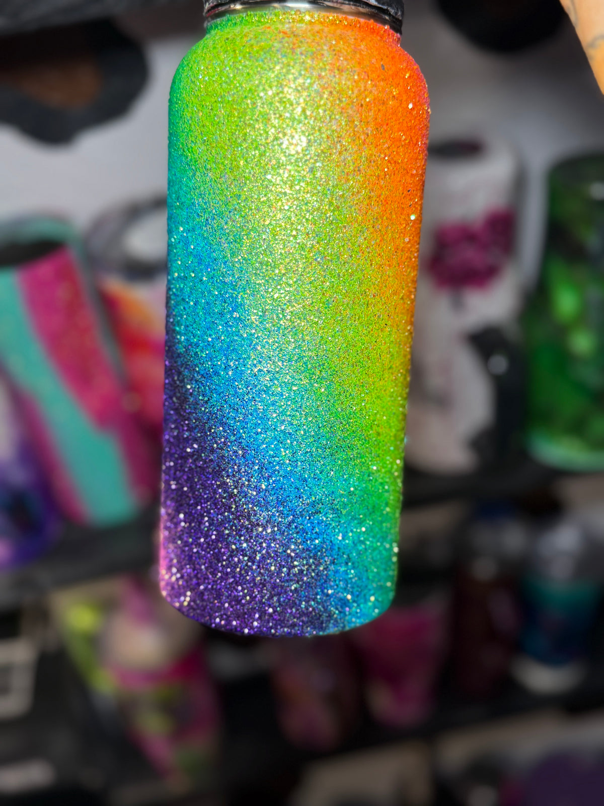 32 oz - rainbow swirl