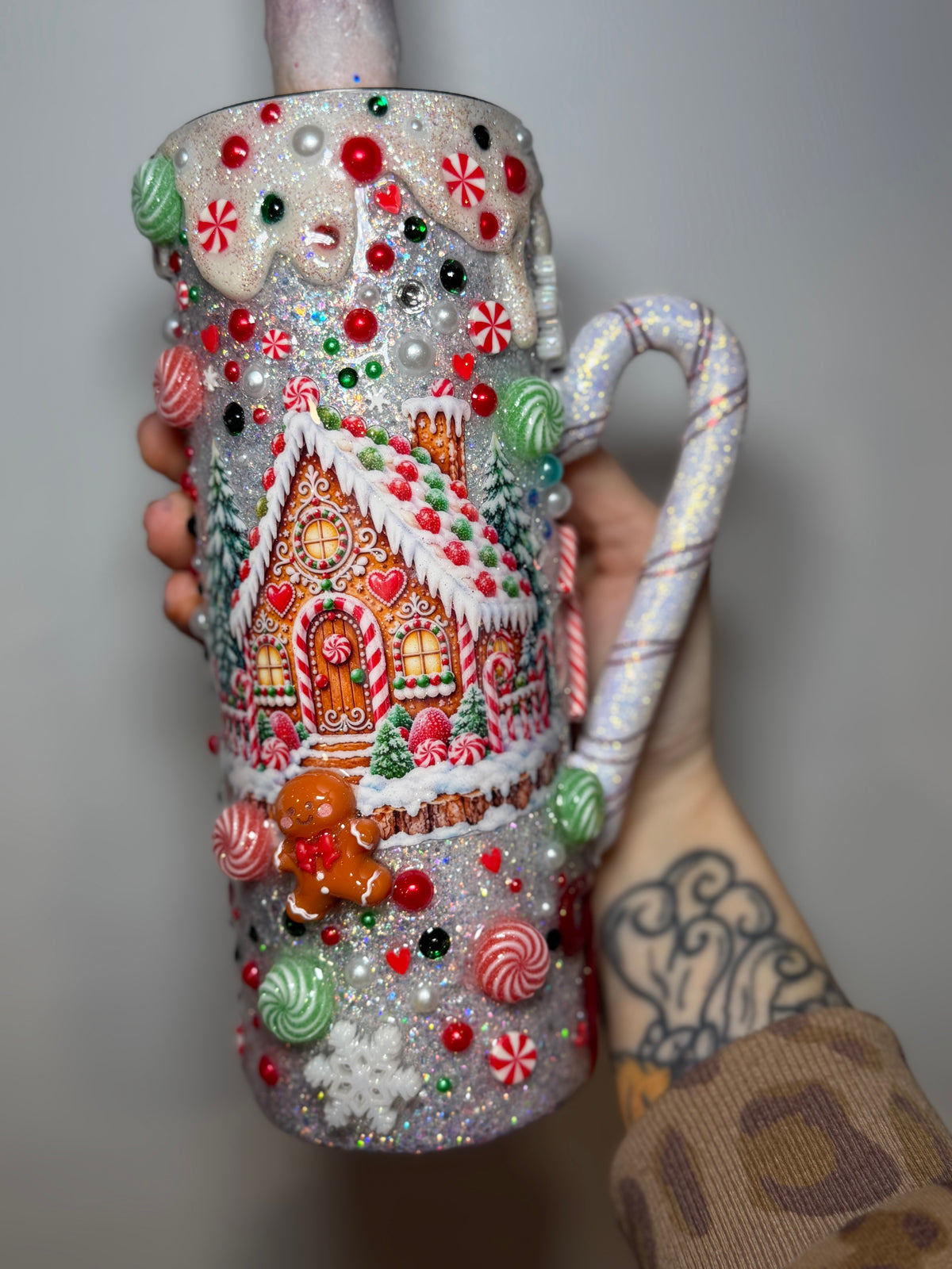 20 oz - red Christmas wildly bedazzled