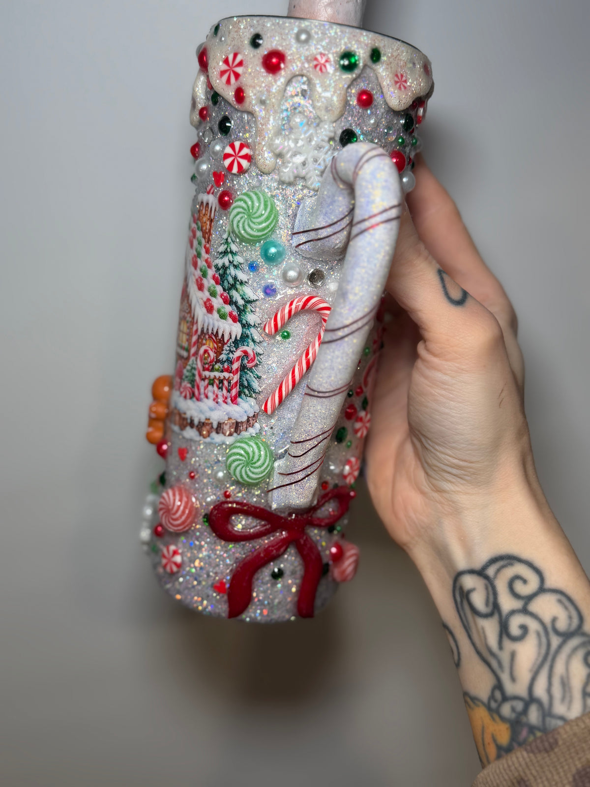 20 oz - red Christmas wildly bedazzled