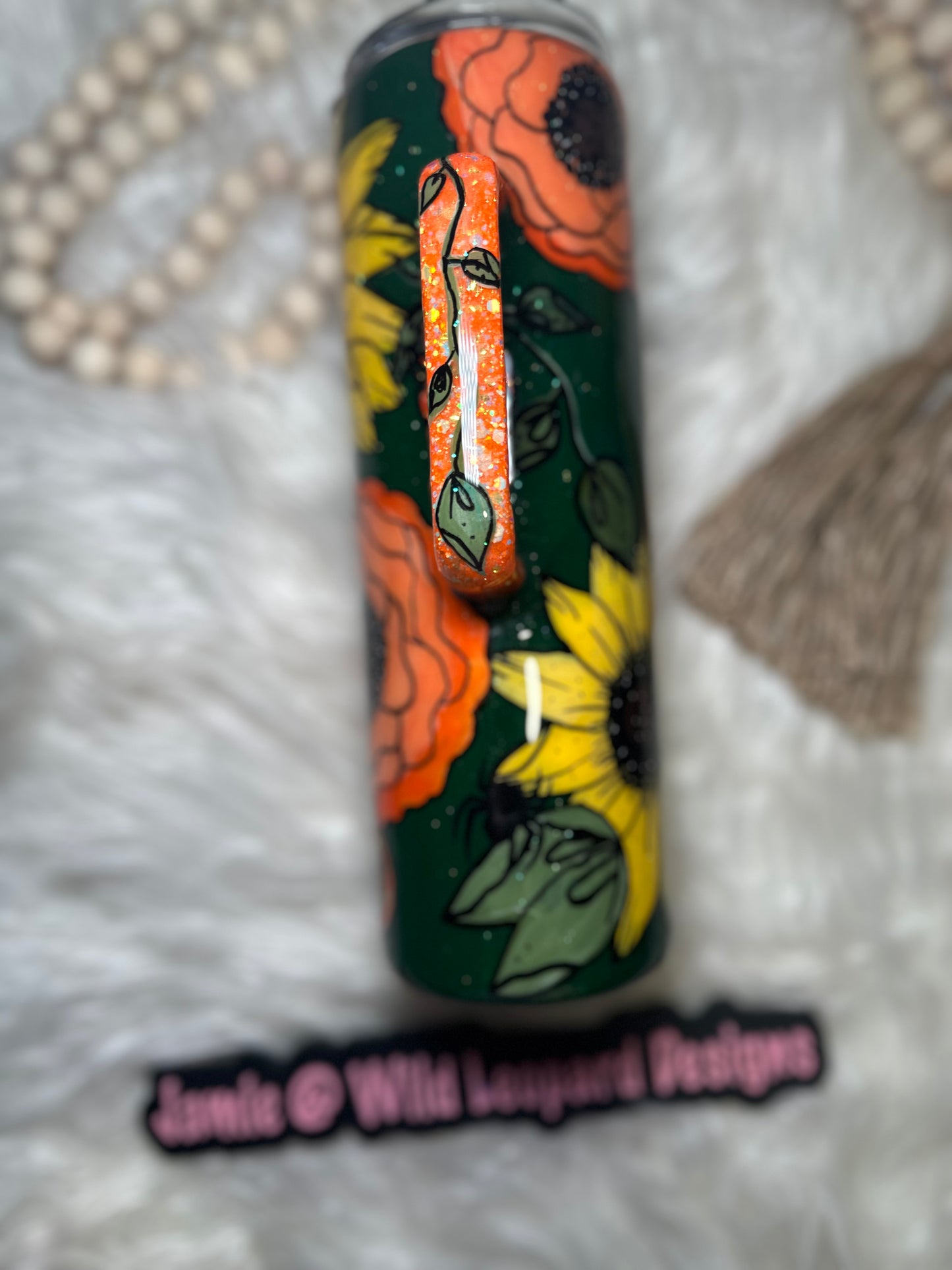 Hand painted with pumpkin peekaboo 30 oz handle