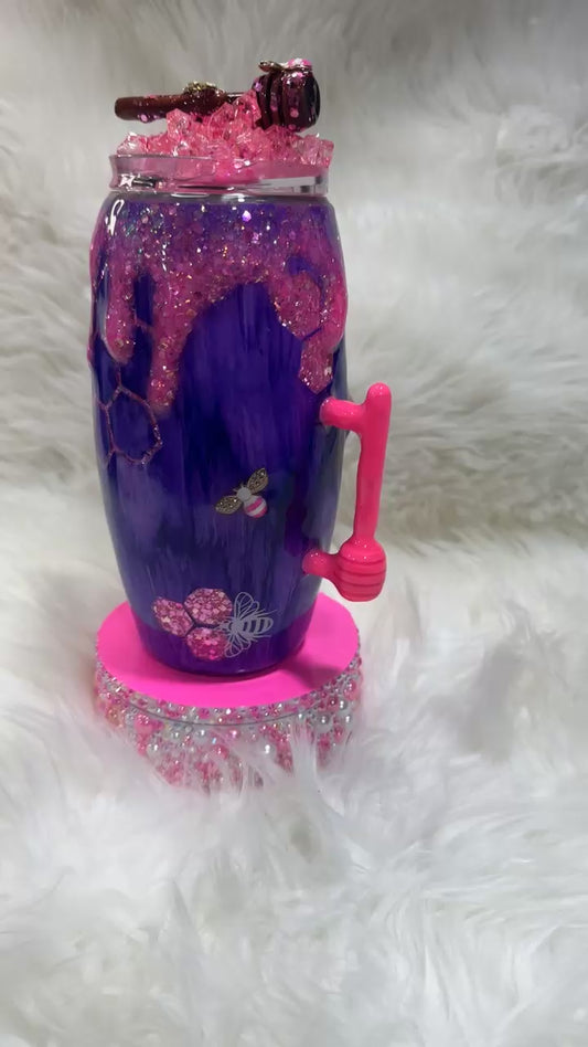 Custom bee tumbler