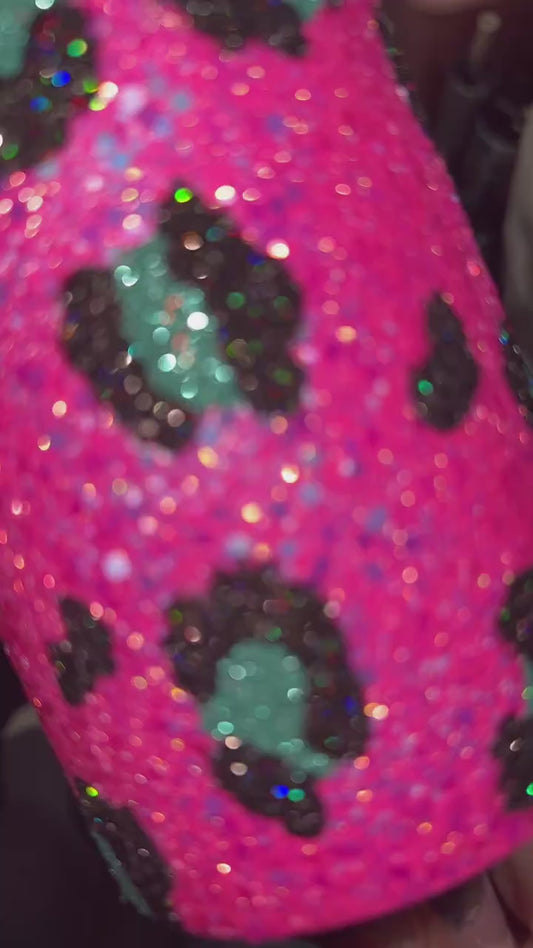 40 oz- teal /pink leopard print flip lid